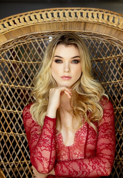 Model Anny Aurora in Pet Of The Month December 2019